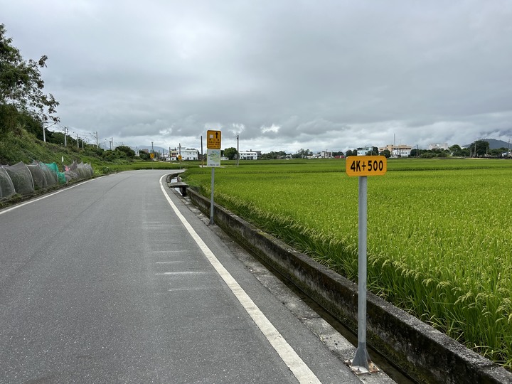 騎遊台灣最直長的公路(台9線)-月眉自行車道