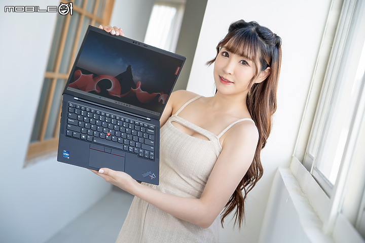 Lenovo ThinkPad X1 Carbon Gen11 體驗｜可靠全面的輕薄商務筆電！