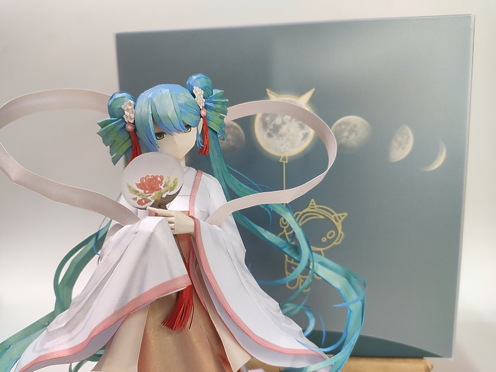 點我看大圖 VOCALOID 初音未來(中秋明月 Ver.) 紙模型 製作