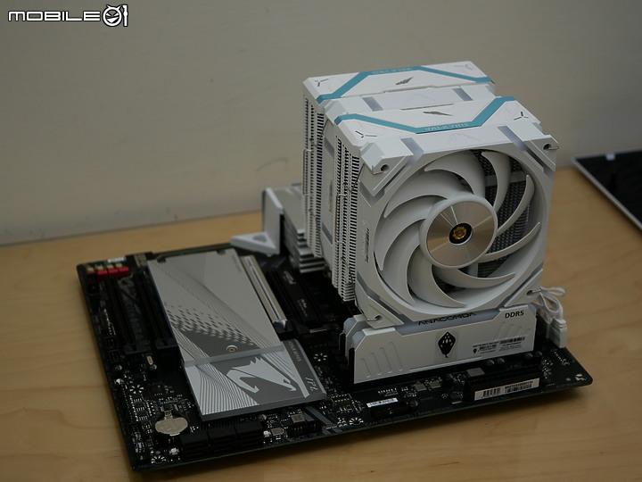 美型白色雙塔 Valkyrie 瓦爾基里 VK DL125 開箱