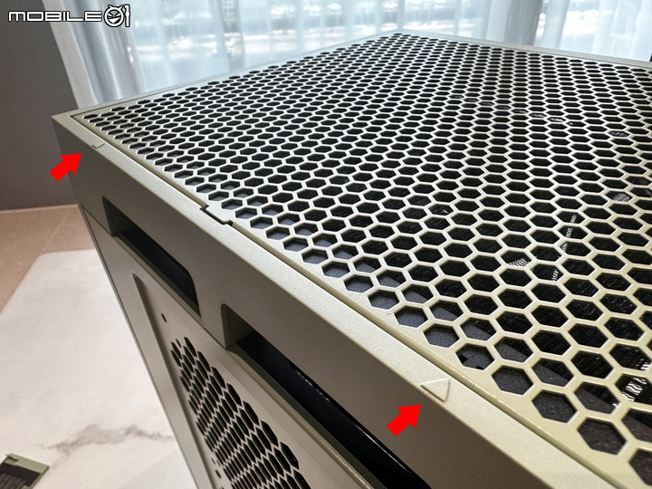 透視 The Tower 200迷你機殼 抹茶綠 +專用 LCD 面板模組
