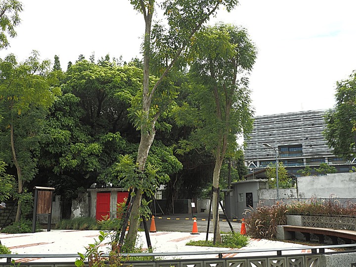 嘉禾新村、臺北水道水源地 唧筒室(自來水博物館)、淨水池(觀音山蓄水池)、量水室 — 大臺北現存四座眷村之一與自來水系統之濫觴