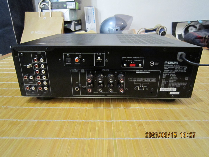 【開箱】山葉YAMAHA A-S301 綜合擴大機與山葉YAMAHA NS-BP200喇叭