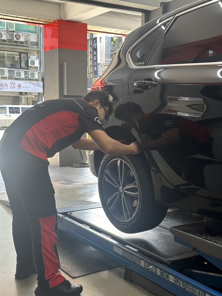 普利司通 Potenza Sport 個人體驗分享 (使用13,000公里經驗分享)