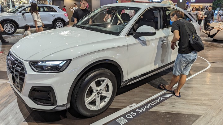 在台茂的小型聯合車展 - XC40/C40 Recharge & XC90 Plus B5