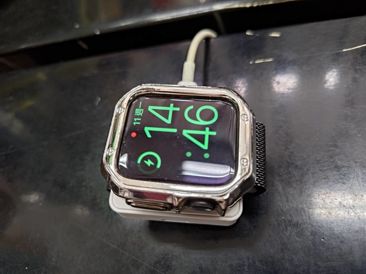 [開箱] ifory 無線充電座(小豆干)