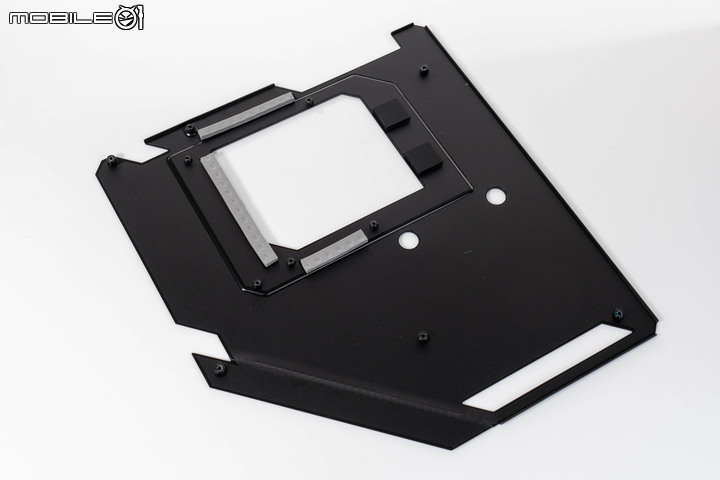 微星 MEG Z790 ACE MAX 主機板開箱 以先進超頻設定應對次代處理器的高階主力