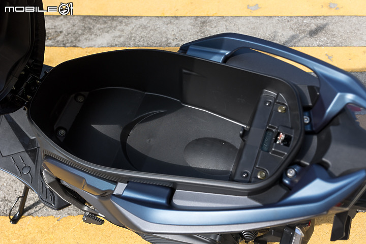 2023 KYMCO RCS MOTO 150 TCS 賽道試駕｜強韌車架基底 搭配衝刺外觀的體現！