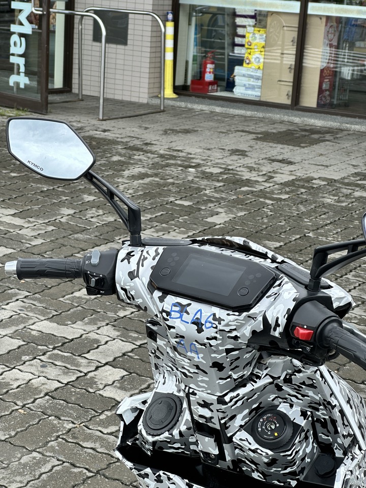 巧遇偽裝車