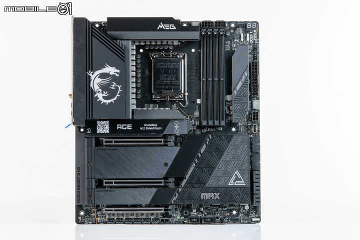 微星 MEG Z790 ACE MAX 主機板開箱 以先進超頻設定應對次代處理器的高階主力