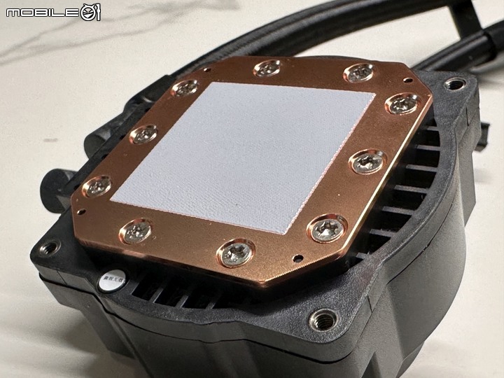 無限鏡方塊!九州風神LT720 360mm水冷散熱器