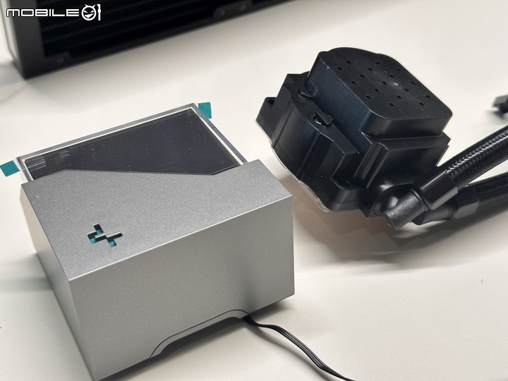 無限鏡方塊!九州風神LT720 360mm水冷散熱器