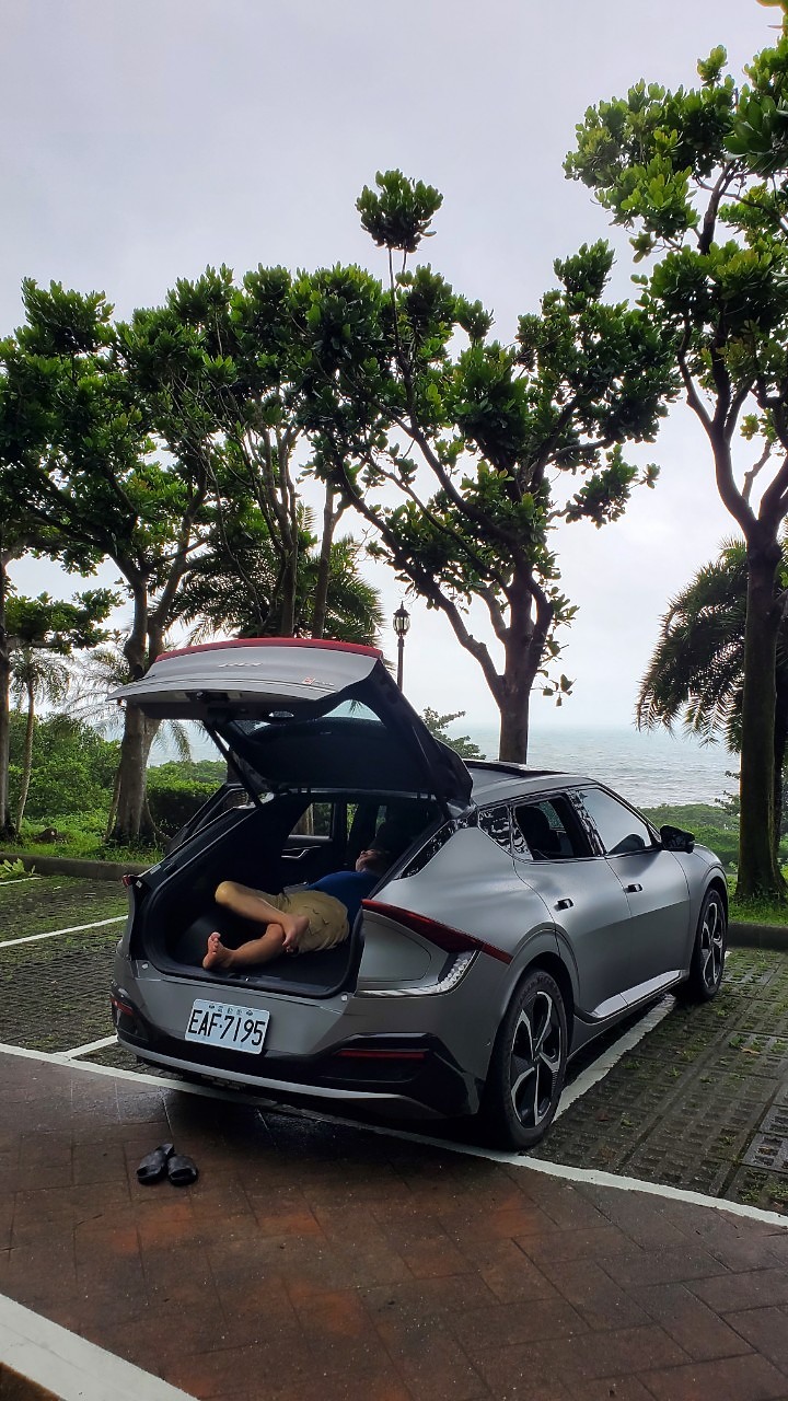 『The Kia EV6 GT-Line 純電啟發心感動』 天威難測之走瞧看辦颱風天4天3夜極限試駕體驗