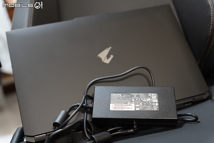 MIS配發新玩具到手！ AORUS 7 9MF簡單開箱