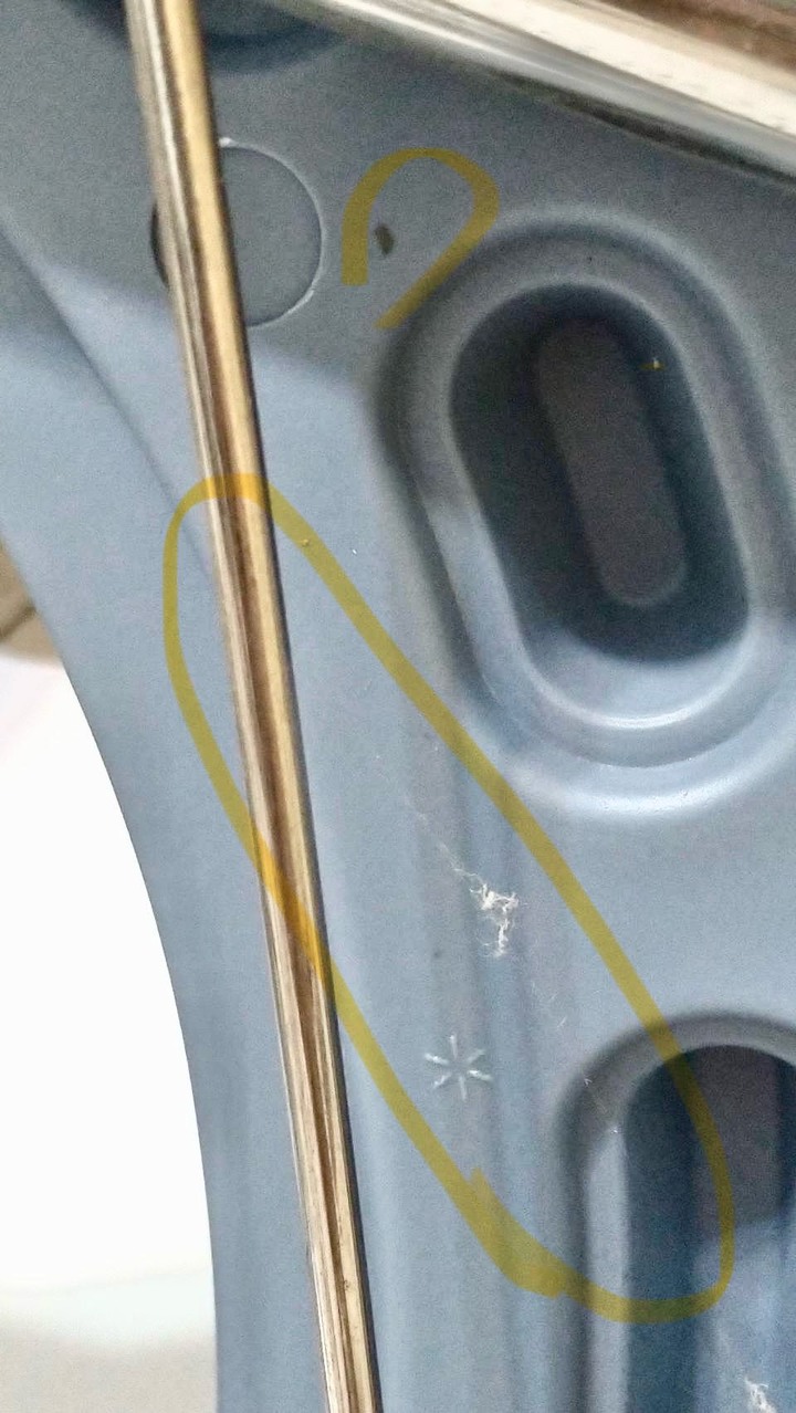 網購收件開箱商品上已有蜘蛛網.蟲渣～有人敢用嗎？？