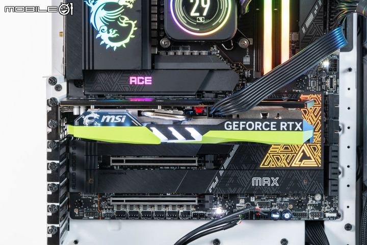 微星 GEFORCE RTX 4060 GAMING X NV EDITION 顯示卡快速開箱試用 以特殊塗裝與大型散熱設計打造不同風格