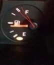 汽車油箱疑似加不滿
