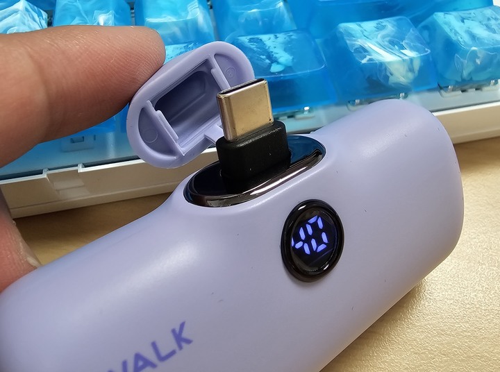 iWalk Pro口袋行動電源開箱
