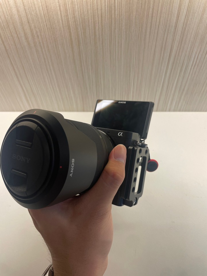 新手第一台相機 a6400 短暫入手心得 + 2870 FE3.5-5.6