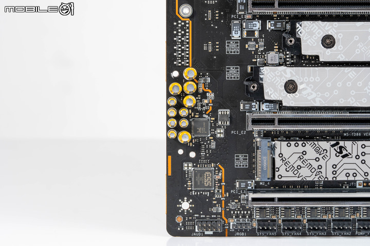 微星 MEG Z790 ACE MAX 主機板開箱 以先進超頻設定應對次代處理器的高階主力