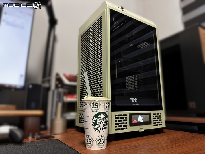 透視 The Tower 200迷你機殼 抹茶綠 +專用 LCD 面板模組