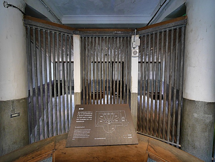 文萌樓、原臺北北警察署、新芳春行、老建築咖啡館群,外掛阿桐阿寶四神湯+大埔鐵板燒— 大稻埕臺北橋頭散策 第二部