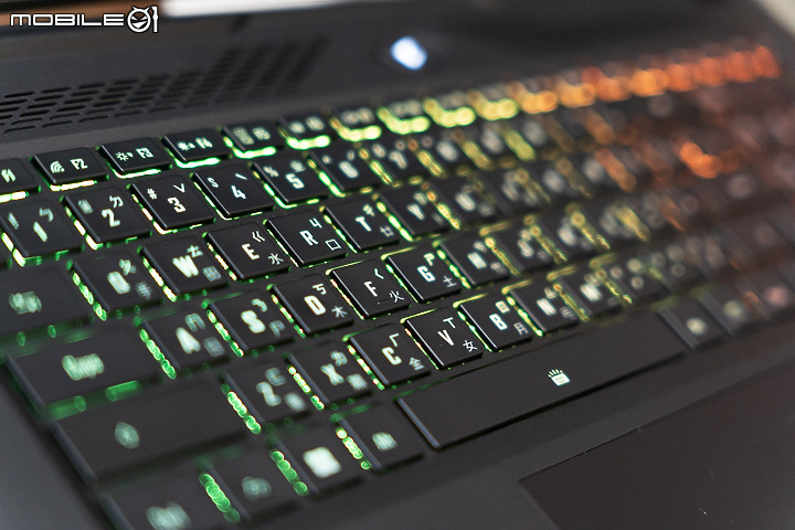 MIS配發新玩具到手！ AORUS 7 9MF簡單開箱