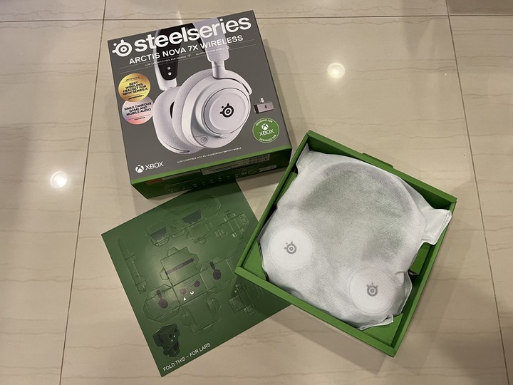 [開箱] SteelSeries ARCTIS NOVA 7X無線耳機-白色
