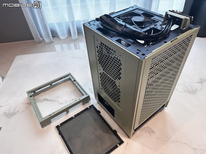透視 The Tower 200迷你機殼 抹茶綠 +專用 LCD 面板模組
