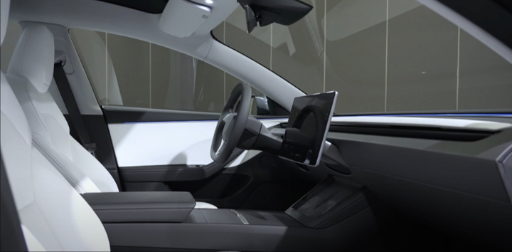 【 Model 3 】Model 3 改款，新增後座螢幕+Model X 台灣降價