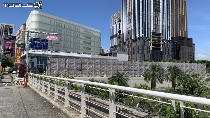 點我看大圖 博愛路與新設的龍德新路西段,廢土回填嗎?!