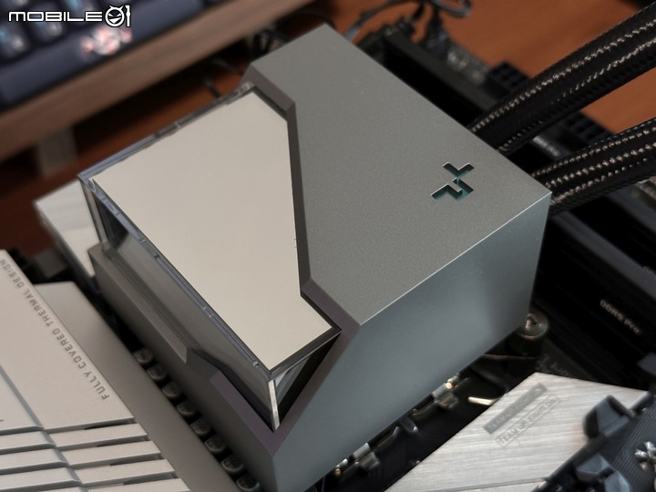 無限鏡方塊!九州風神LT720 360mm水冷散熱器