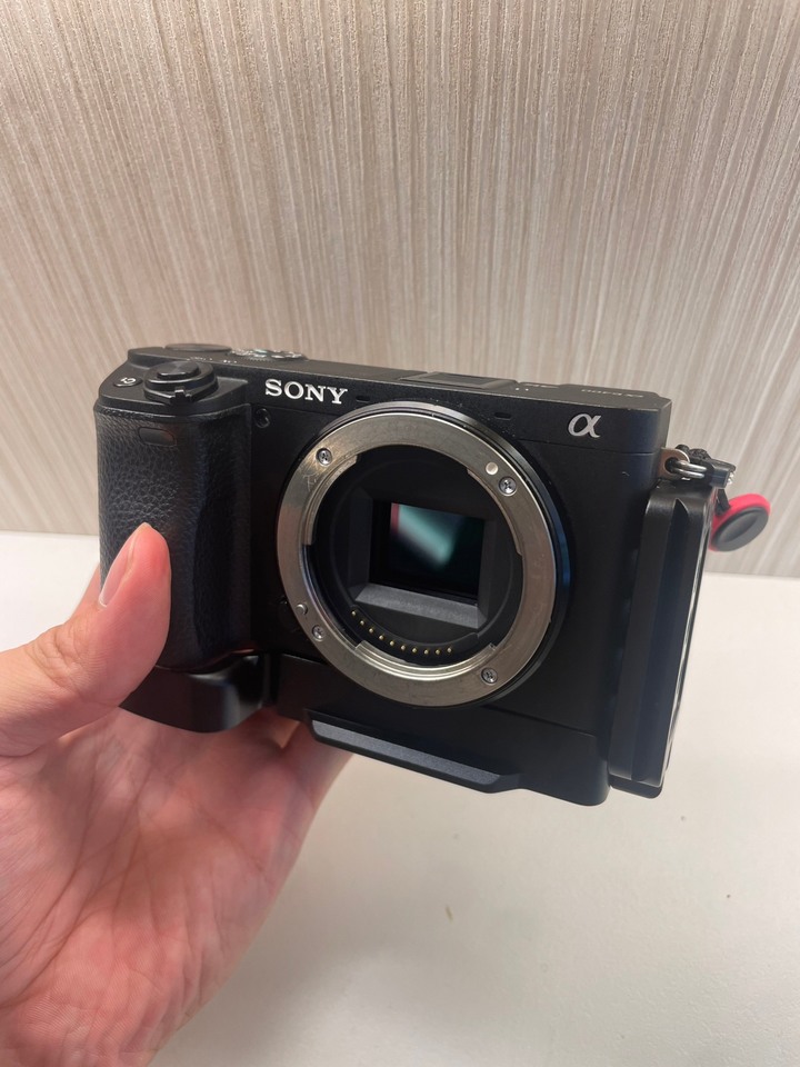 新手第一台相機 a6400 短暫入手心得 + 2870 FE3.5-5.6