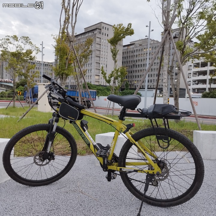 請益，我有一台公路自行車電輔車想裝上電池，不知有沒店家或高手可幫忙