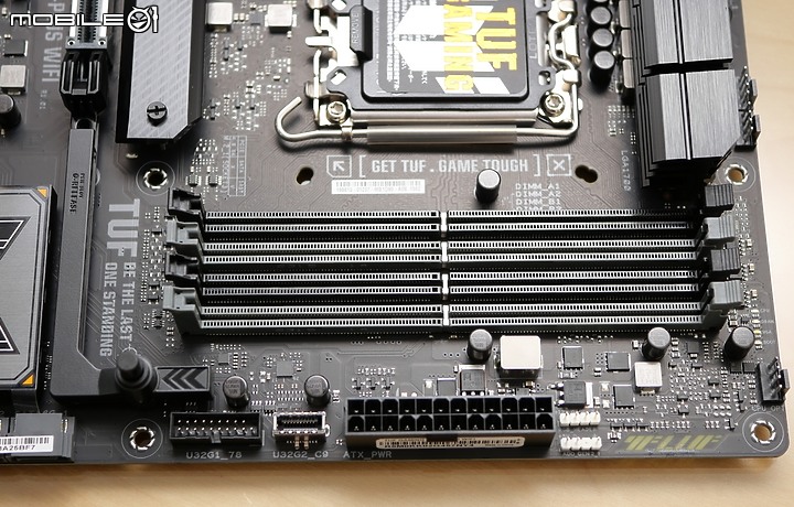 硬派 GAMING 風 TUF GAMING Z790-PLUS WIFI 開箱