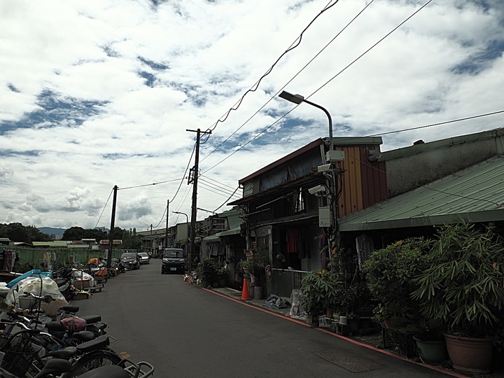 嘉禾新村、臺北水道水源地 唧筒室(自來水博物館)、淨水池(觀音山蓄水池)、量水室 — 大臺北現存四座眷村之一與自來水系統之濫觴