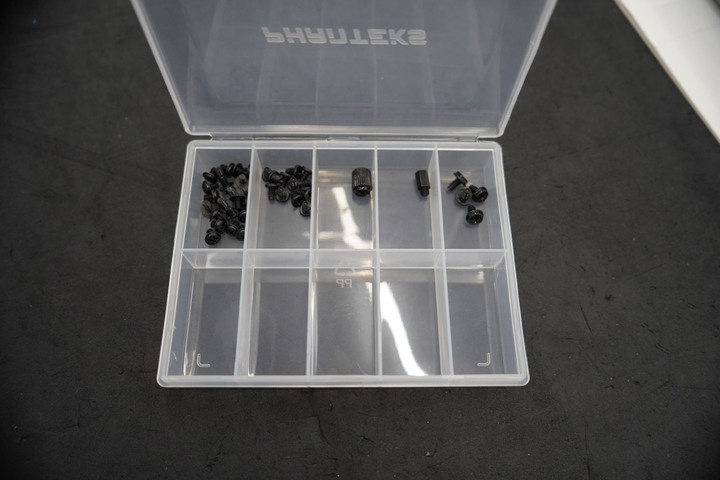 Phanteks 追風者 NV5 / Premium DRGB 套件 海景房直立式中塔機箱