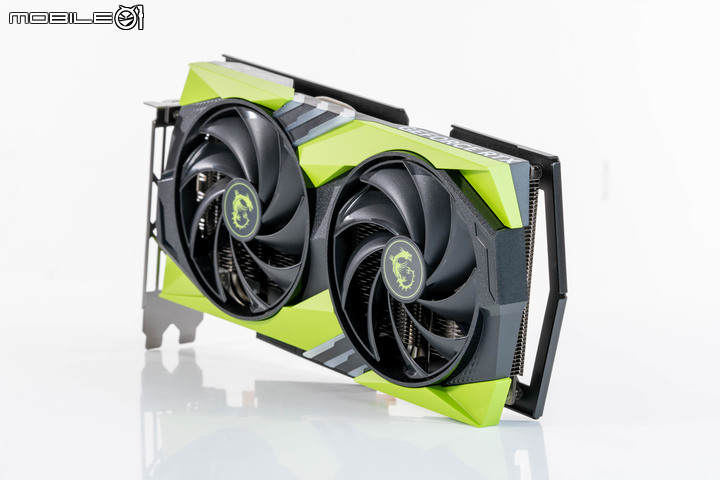 微星 GEFORCE RTX 4060 GAMING X NV EDITION 顯示卡快速開箱試用 以特殊塗裝與大型散熱設計打造不同風格