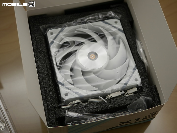 美型白色雙塔 Valkyrie 瓦爾基里 VK DL125 開箱