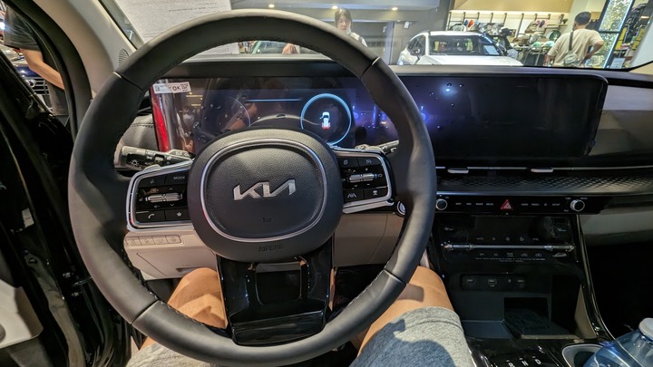 在台茂的小型聯合車展 - XC40/C40 Recharge & XC90 Plus B5