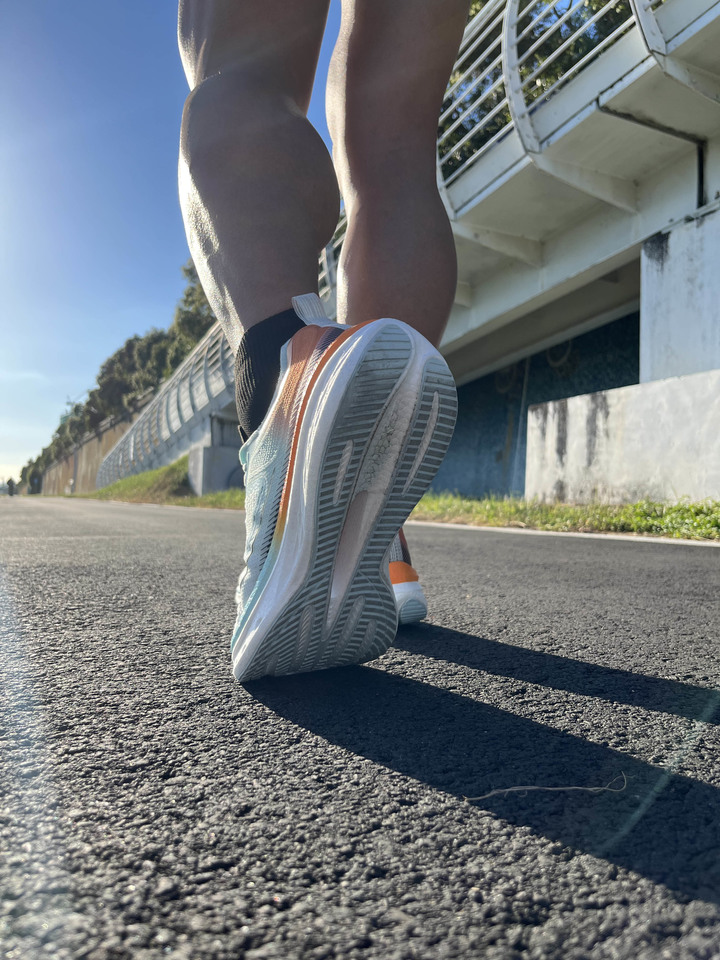 《跑鞋開箱》特步xtep「五分速」- 動力巢速訓跑鞋
