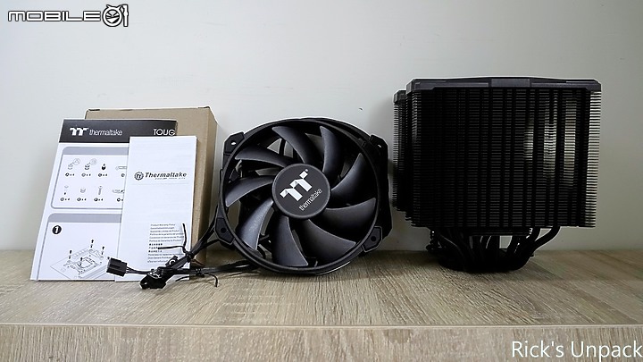 【開箱】純黑低調質感雙塔塔散 | Thermaltake 鋼影TOUGHAIR 710