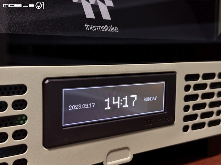 透視 The Tower 200迷你機殼 抹茶綠 +專用 LCD 面板模組