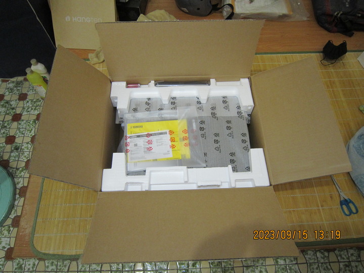 【開箱】山葉YAMAHA A-S301 綜合擴大機與山葉YAMAHA NS-BP200喇叭