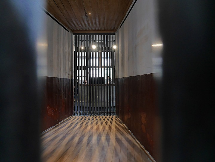 文萌樓、原臺北北警察署、新芳春行、老建築咖啡館群,外掛阿桐阿寶四神湯+大埔鐵板燒— 大稻埕臺北橋頭散策 第二部