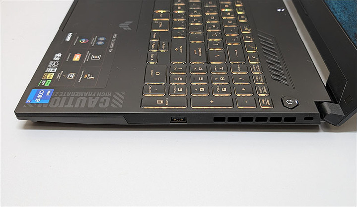 TUF FX507ZU4、FA507NV比一比