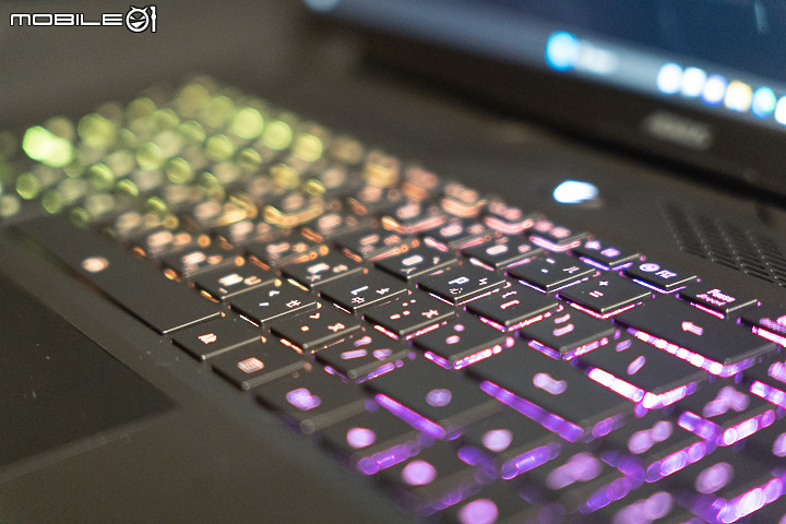MIS配發新玩具到手！ AORUS 7 9MF簡單開箱