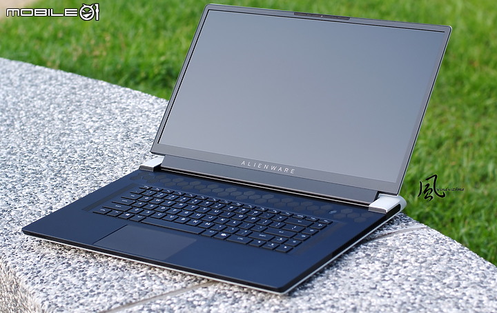 點我看大圖 Dell Alienware X17薄型外星人電競筆電使用分享