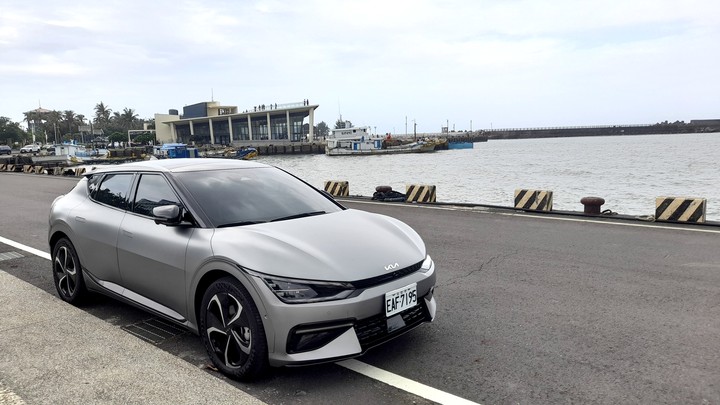 『The Kia EV6 GT-Line 純電啟發心感動』 天威難測之走瞧看辦颱風天4天3夜極限試駕體驗