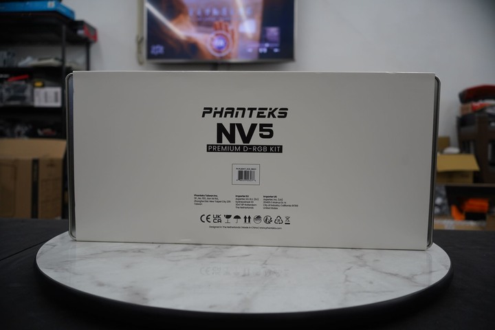 Phanteks 追風者 NV5 / Premium DRGB 套件 海景房直立式中塔機箱